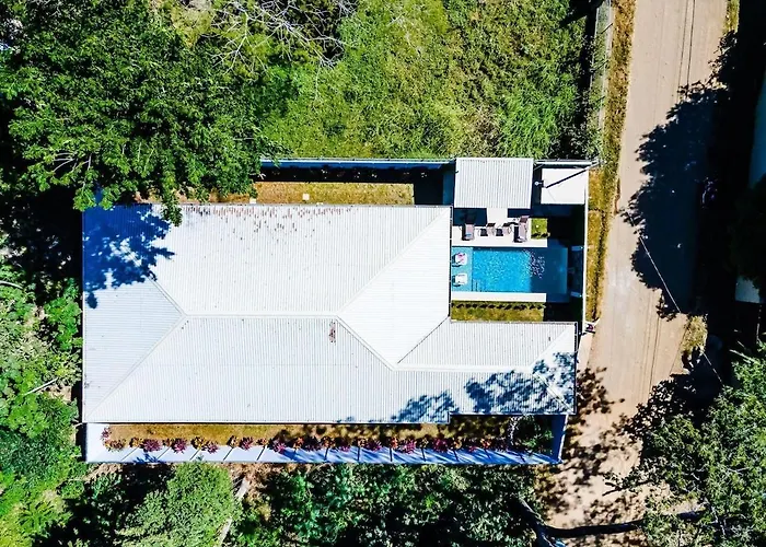 Private Pool Villa, 5min Walk To & Dining Villa *